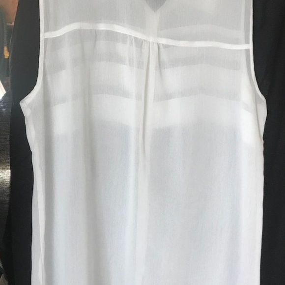 New Directions sheer white sleeveless button front top size L EUC - Picture 6 of 15